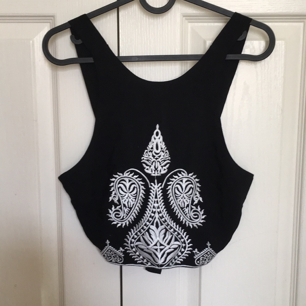 LF Tie Back Crop Top